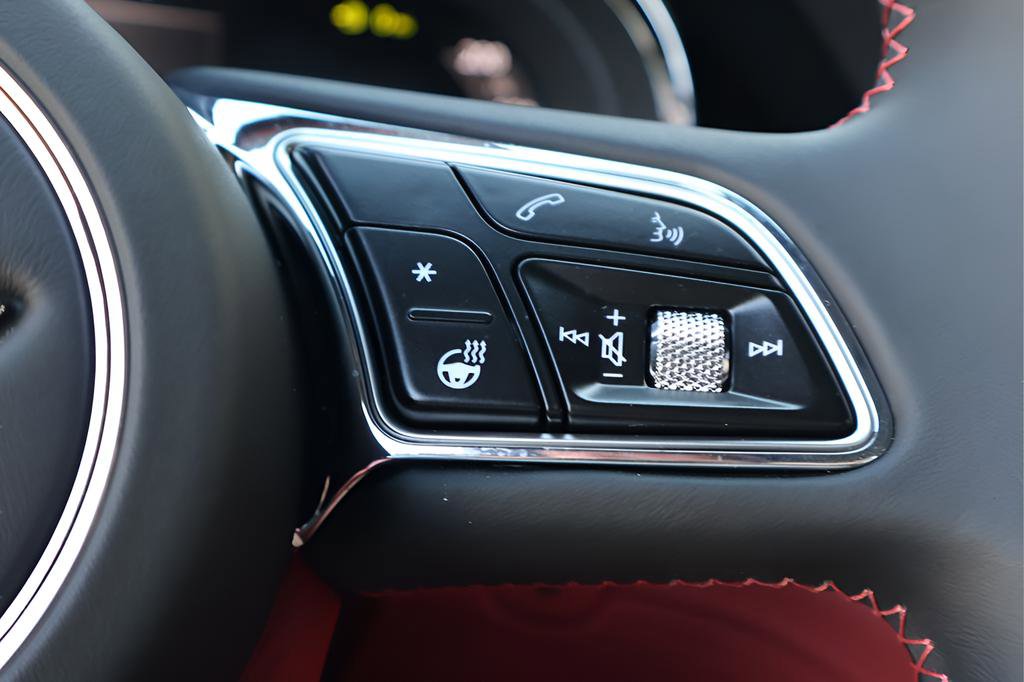 Used 2025 Bentley Bentayga AWD/4WD image 22