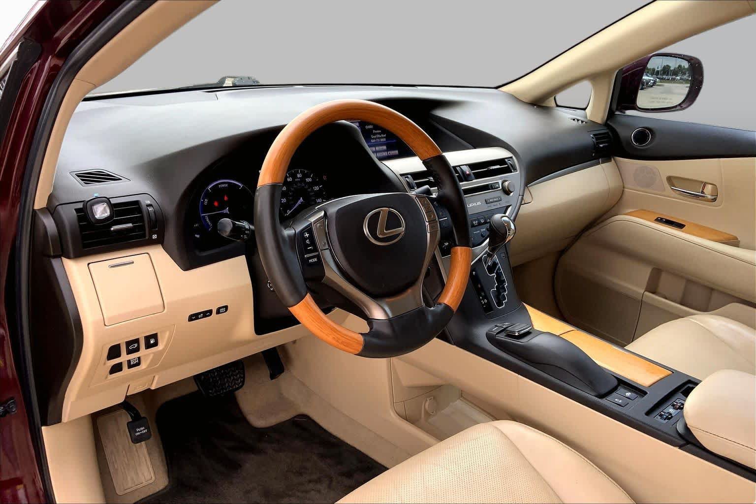 Used 2015 Lexus RX 450h FWD image 18