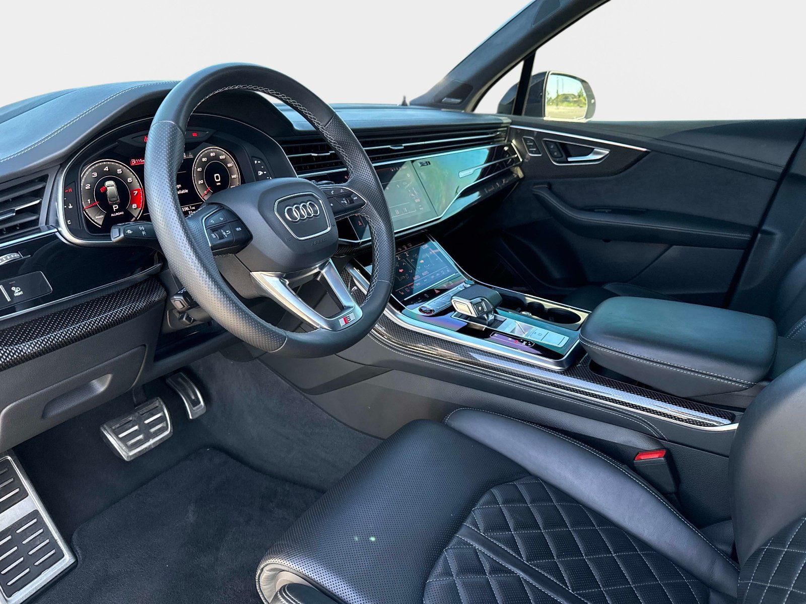 Used 2023 Audi SQ7 Prestige w/ Sport Package AWD/4WD image 34