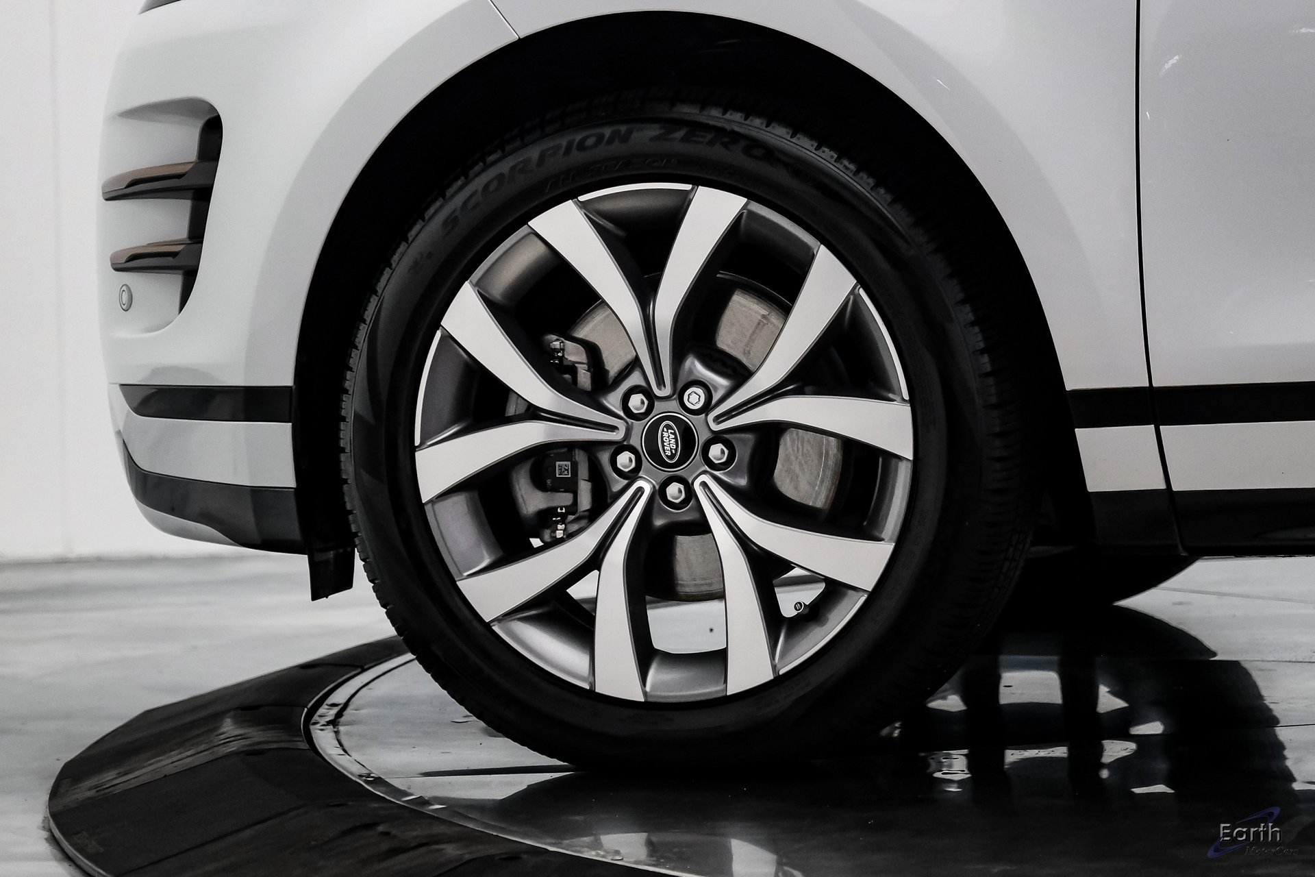 Used 2023 Land Rover Range Rover Evoque R-Dynamic S image 65