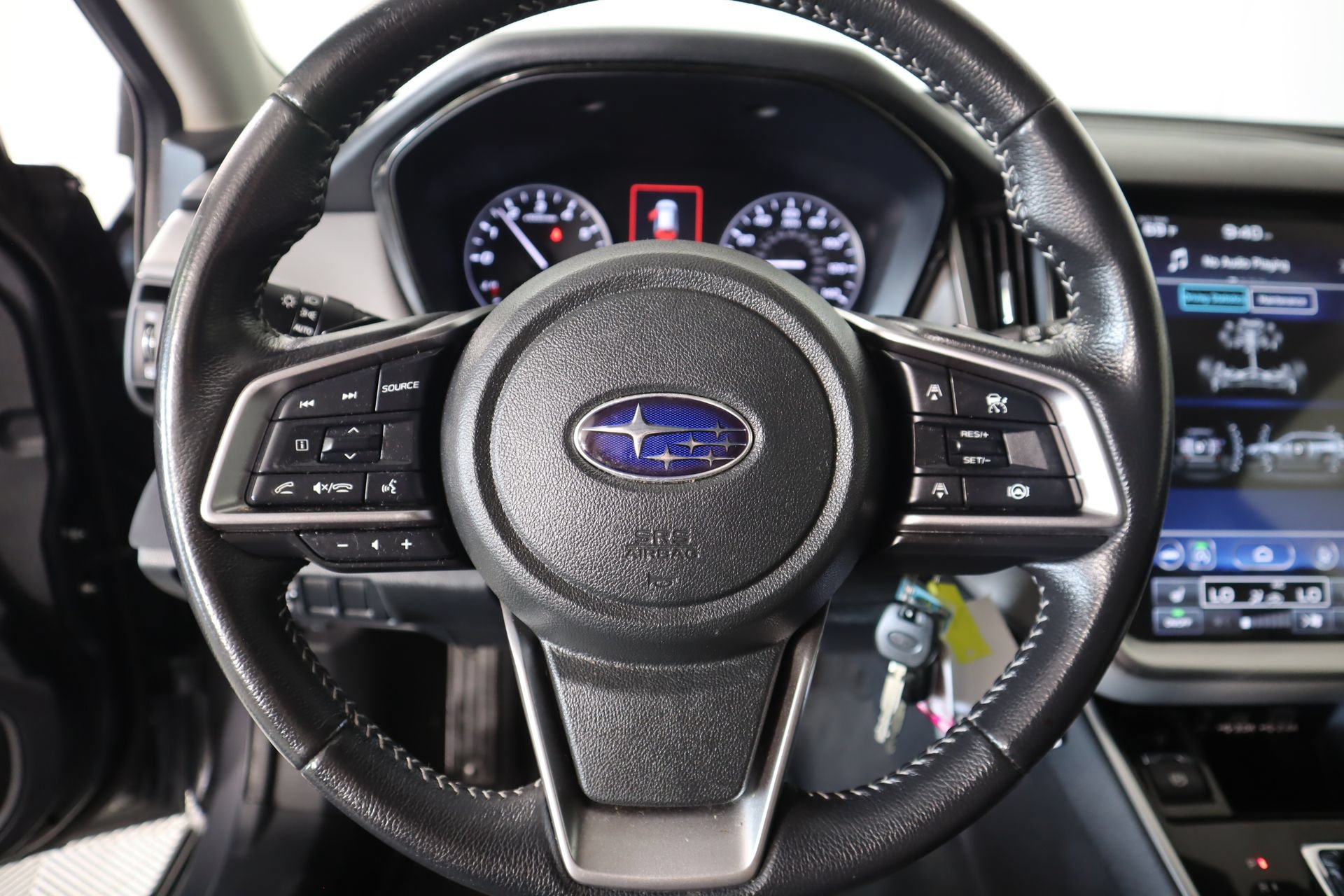 Used 2023 Subaru Outback Premium AWD/4WD image 3