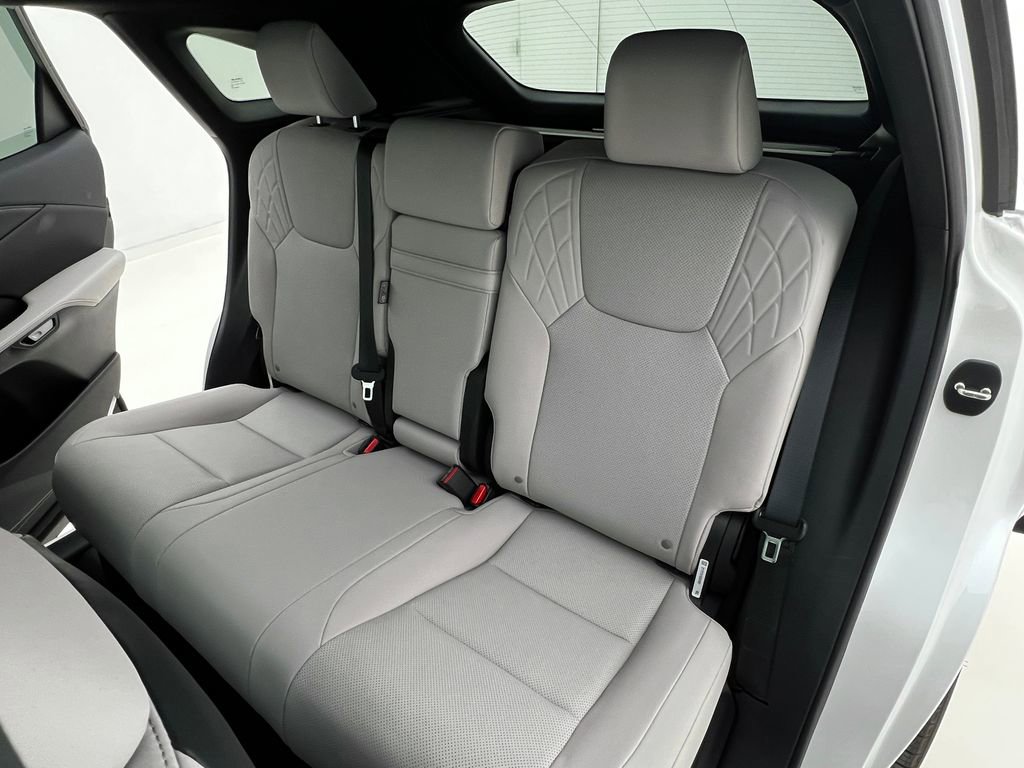 Used 2025 Lexus RX 350 Premium image 15