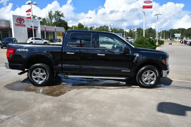Used 2024 Ford F150 XLT w/ Mobile Office Package image 9