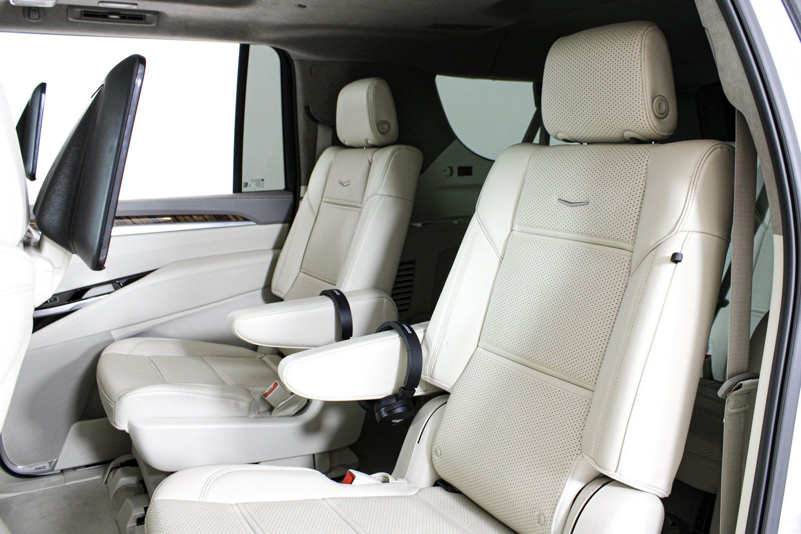 Used 2025 Cadillac Escalade ESV Sport Platinum RWD image 39