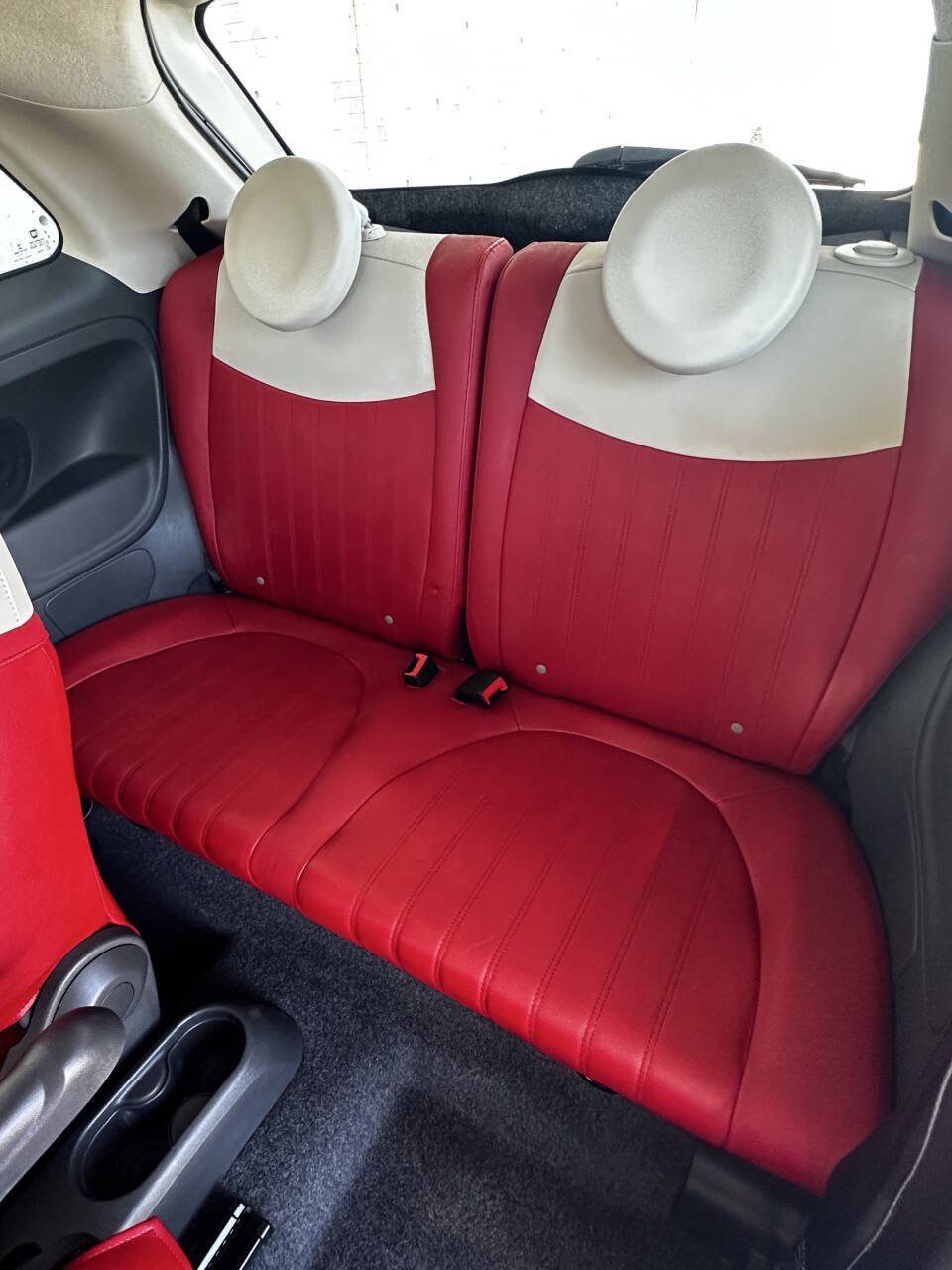 Used 2013 FIAT 500 Lounge w/ Luxury Leather Pkg FWD image 16