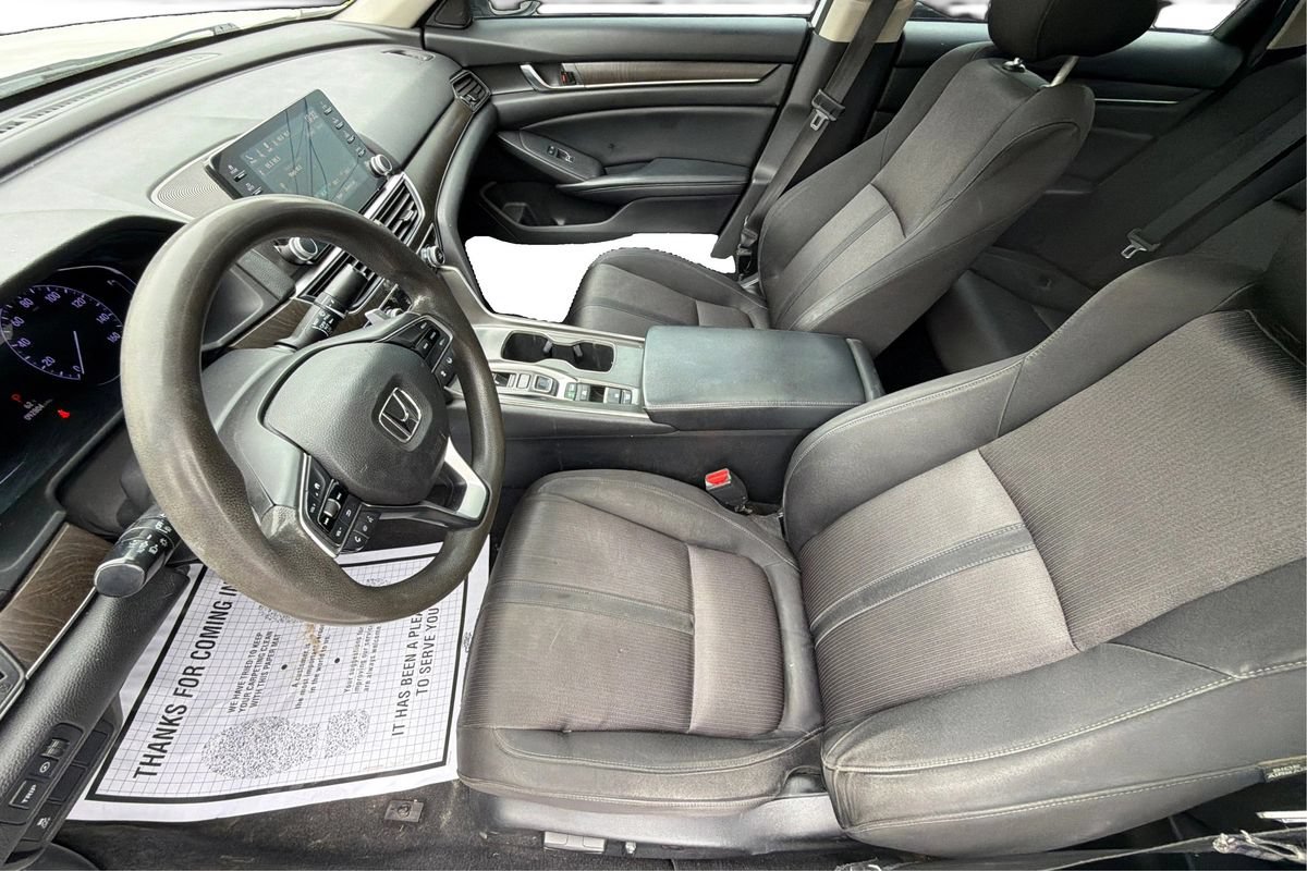 Used 2018 Honda Accord EX image 9