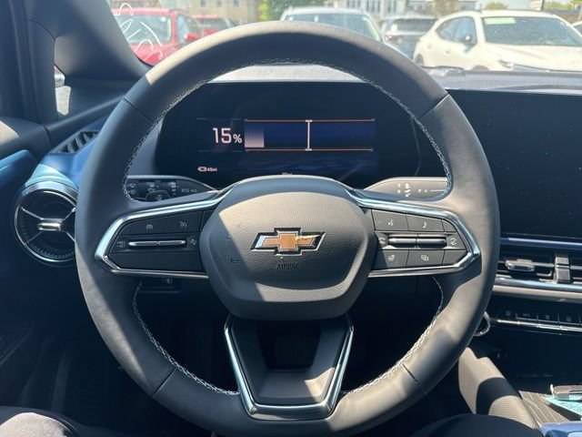New 2026 Chevrolet Equinox EV LT w/ Convenience Package II FWD image 7