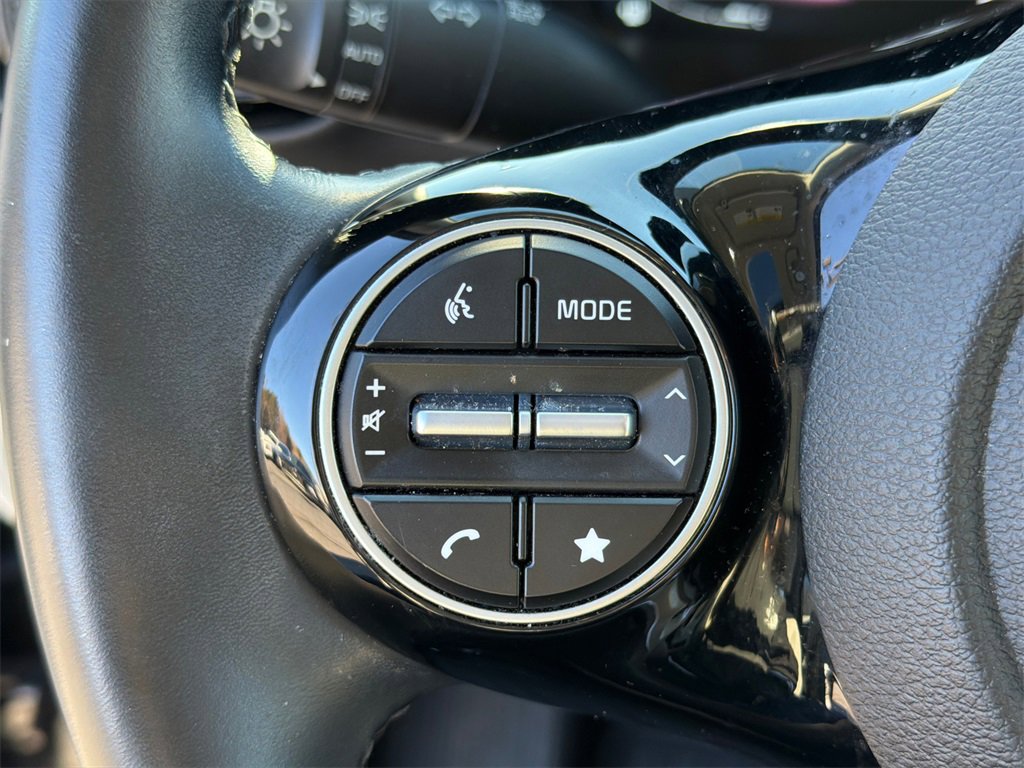 Used 2023 Kia Soul EX image 24