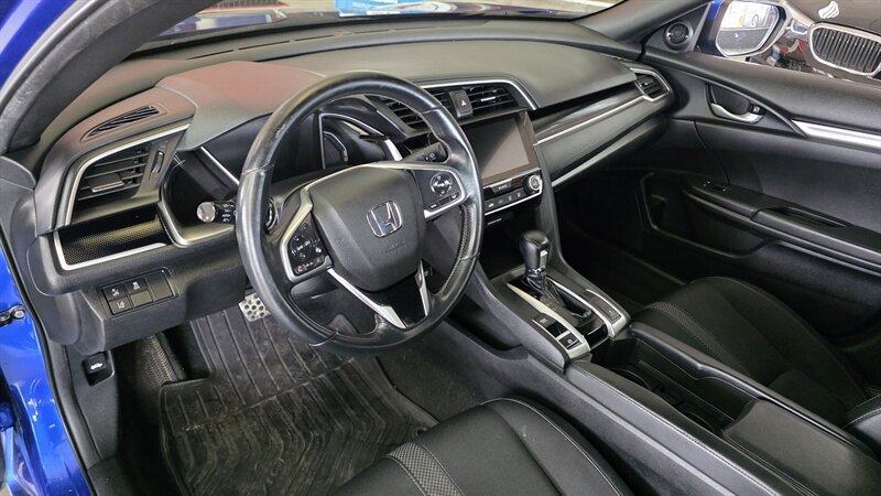Used 2019 Honda Civic Sport image 11