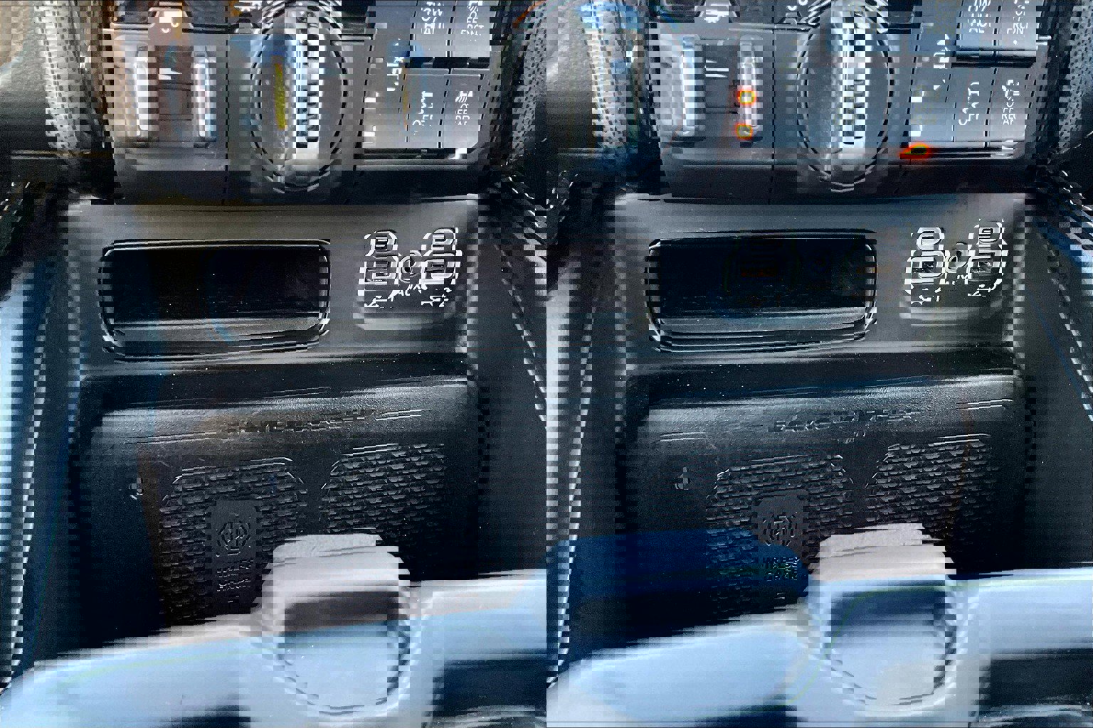 Used 2024 RAM 1500 Limited image 17