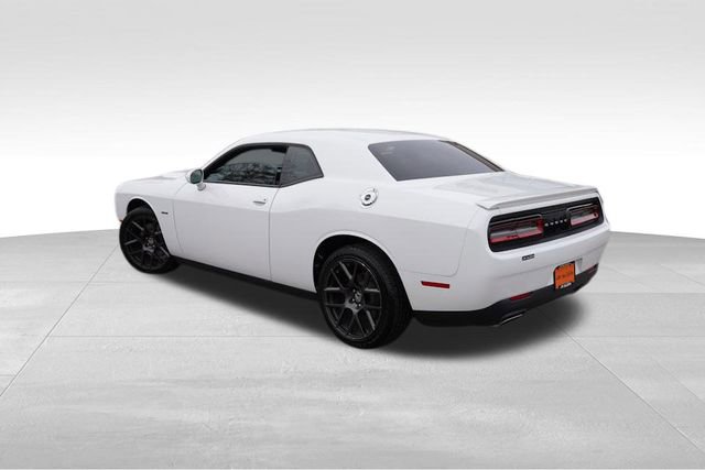 Certified 2016 Dodge Challenger R/T w/ Cold Weather Group image 8