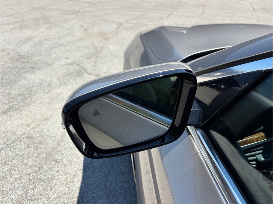Used 2018 BMW 530i w/ Premium Package RWD image 17