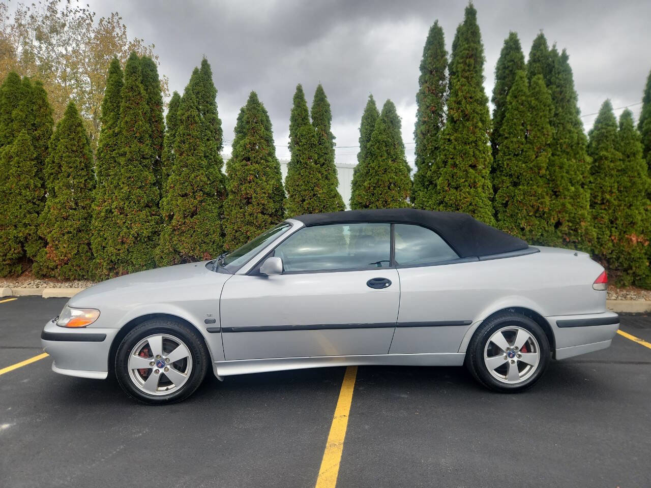 Used 2003 Saab 9-3 SE image 9