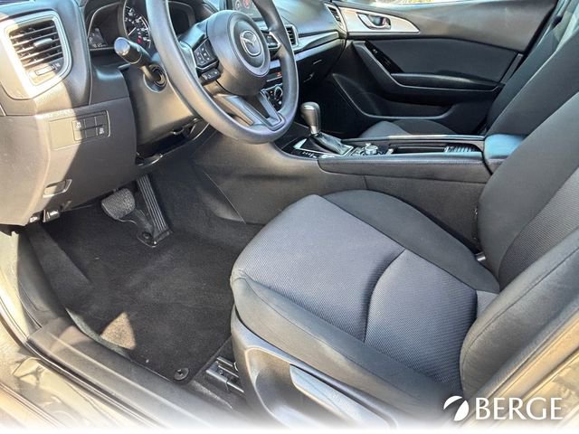 Used 2018 MAZDA MAZDA3 Sport image 19