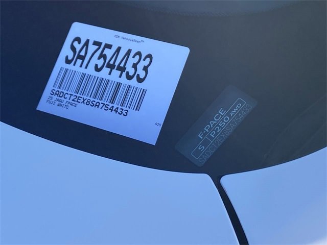 New 2025 Jaguar F-PACE R-Dynamic S image 22