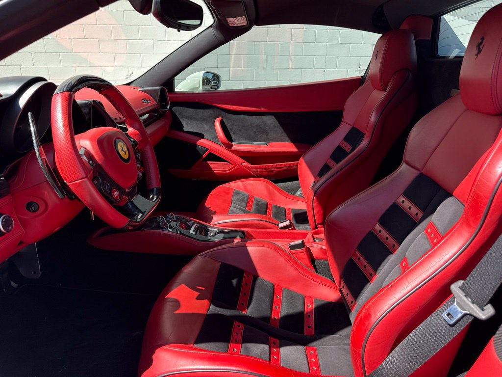 Used 2015 Ferrari 458 Spider RWD image 25