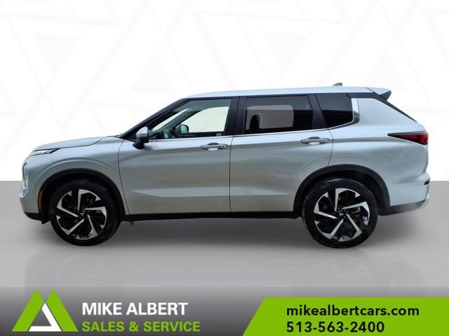 Used 2024 Mitsubishi Outlander SE image 4
