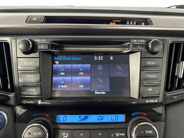 Used 2017 Toyota RAV4 XLE AWD/4WD image 7