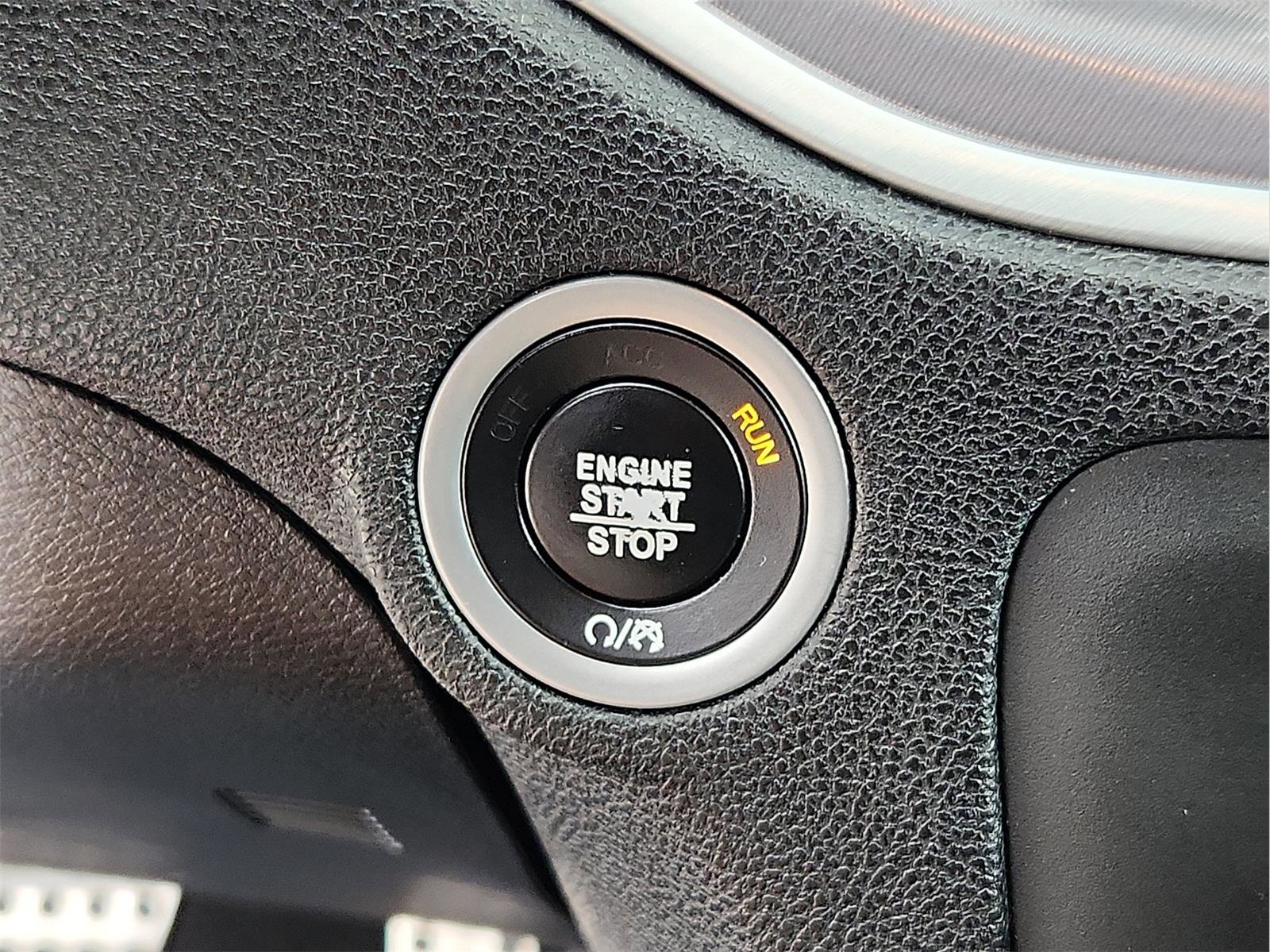 Used 2020 Dodge Charger Scat Pack RWD image 14