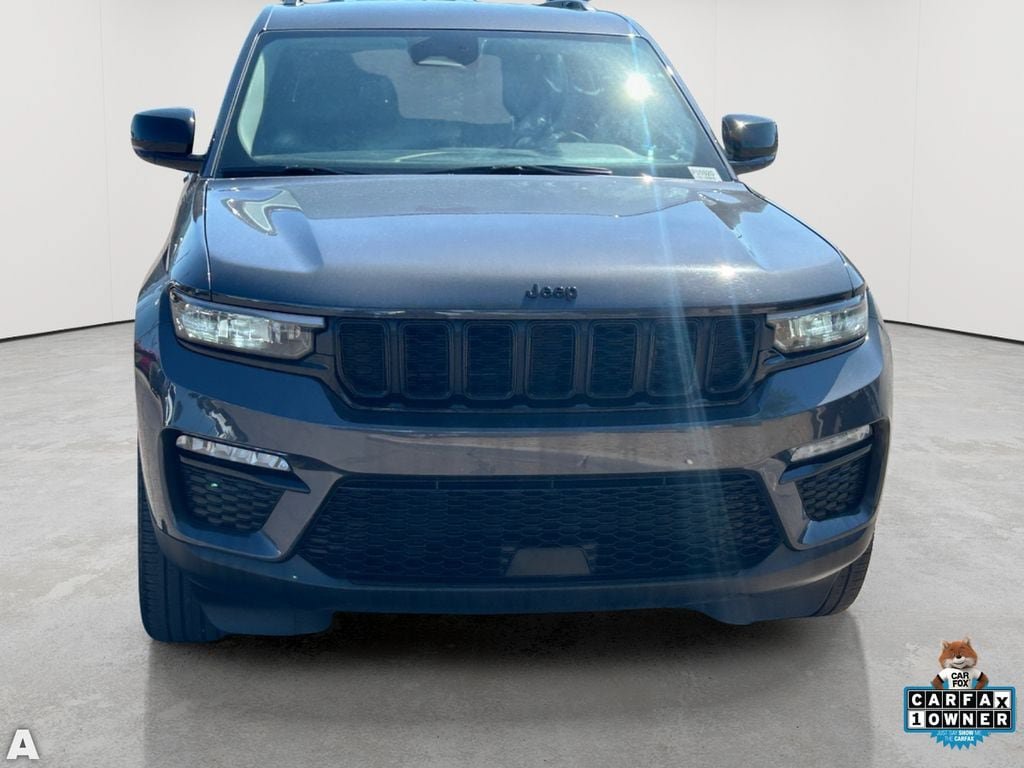 Certified 2023 Jeep Grand Cherokee Limited w/ Black Appearance Package AWD/4WD image 8