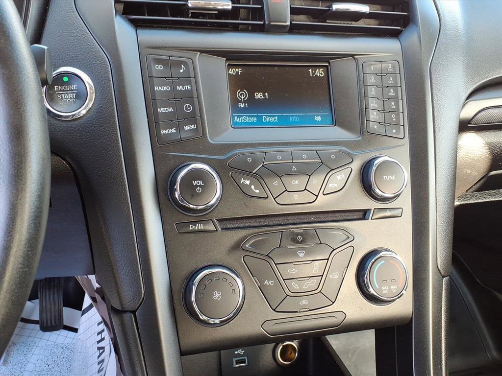 Used 2018 Ford Fusion S w/ Equipment Group 101A image 17