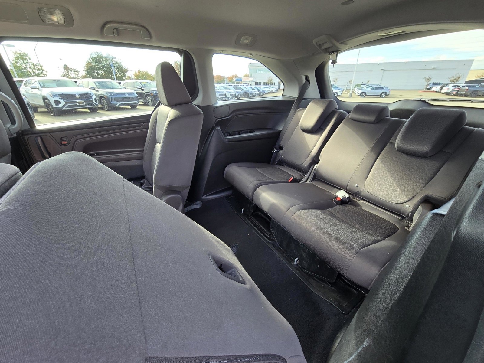 Used 2018 Honda Odyssey LX image 11