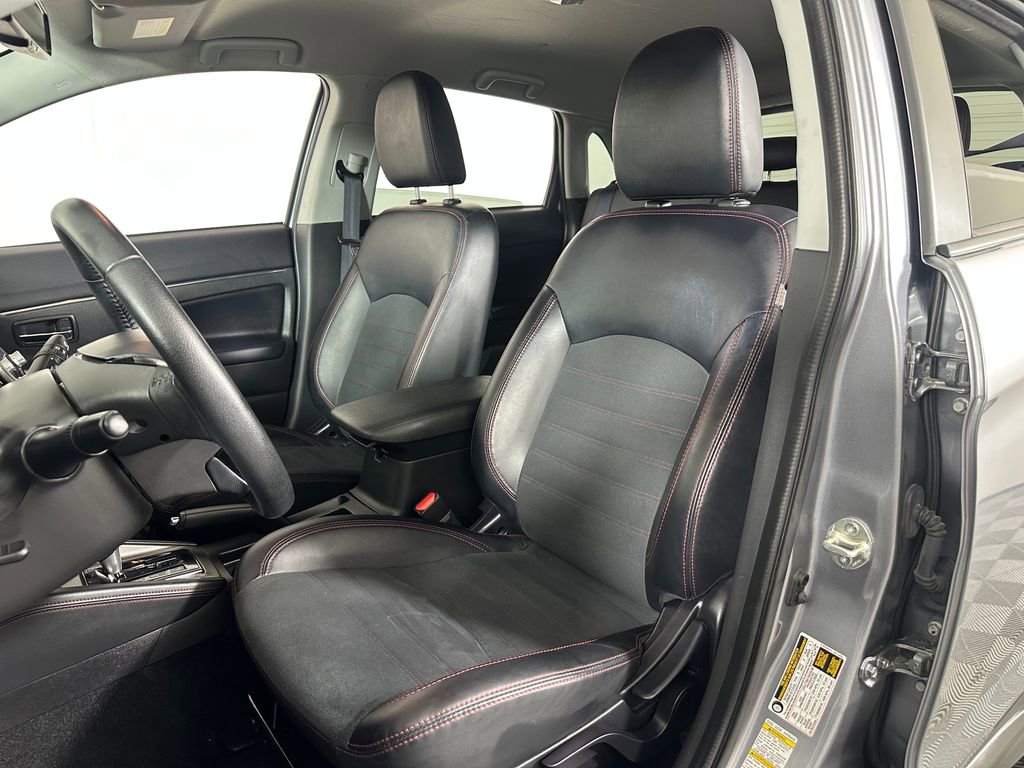 Used 2024 Mitsubishi Outlander Sport AWD image 16