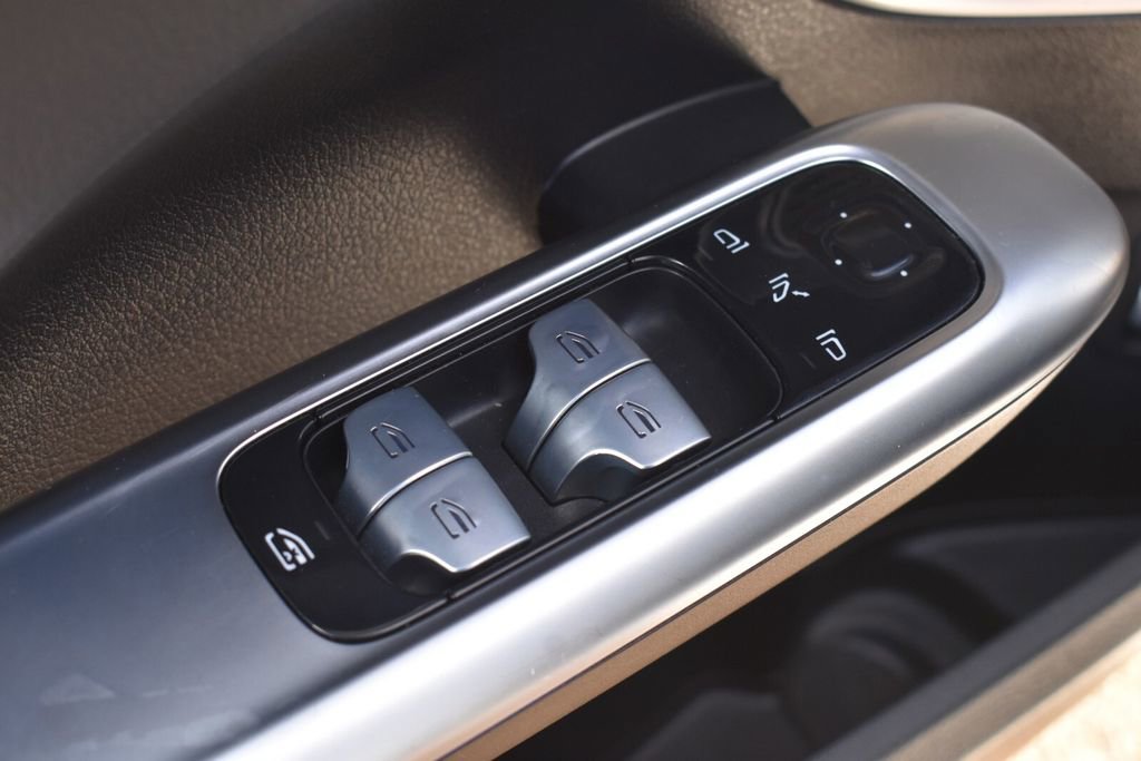 Used 2022 Mercedes-Benz C 300 4MATIC Sedan image 24