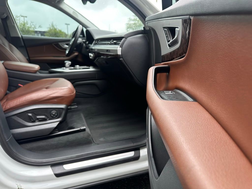 Used 2019 Audi Q7 2.0T Premium Plus image 23