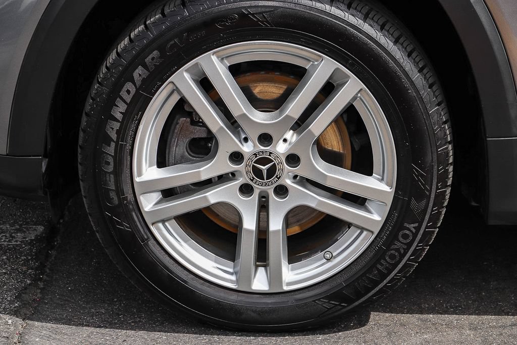 Used 2022 Mercedes-Benz GLB 250 4MATIC image 13