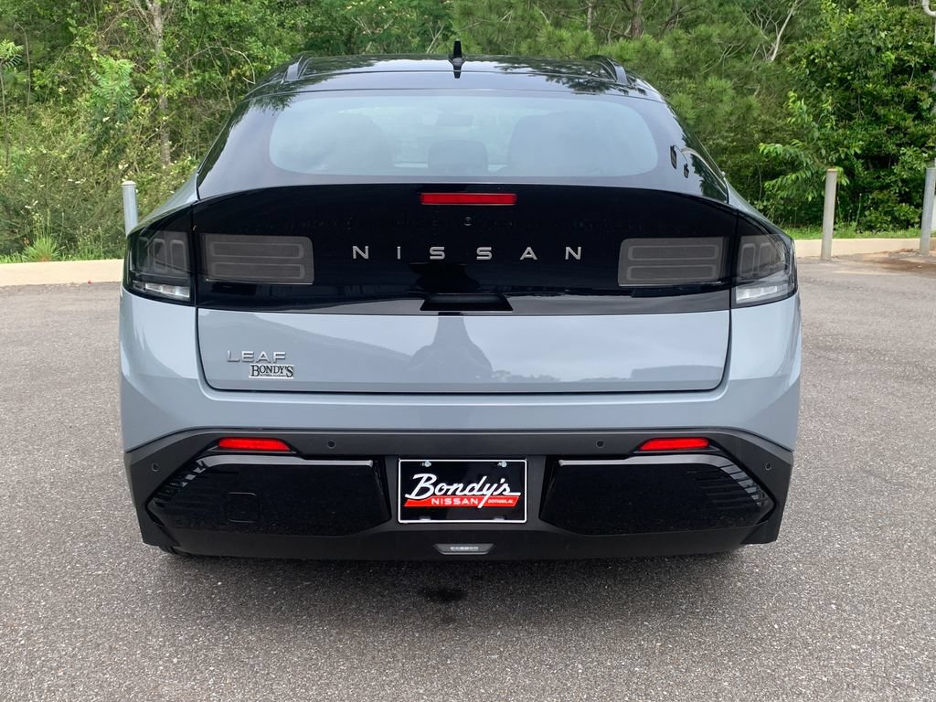 New 2026 Nissan Leaf Platinum+ FWD image 4