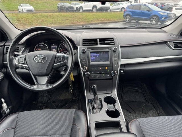 Used 2016 Toyota Camry SE image 13
