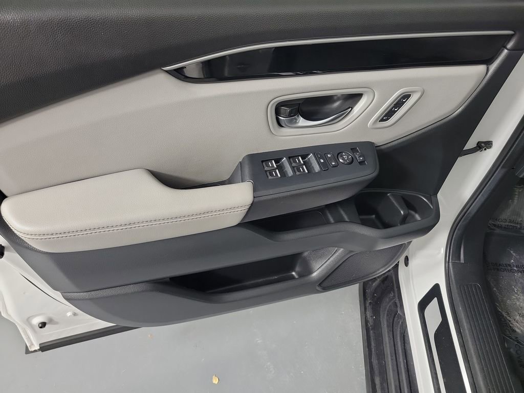 Used 2024 Honda Pilot Touring image 19