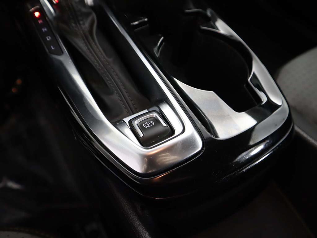 Used 2024 Chevrolet Trax LT w/ LT Convenience Package FWD image 42