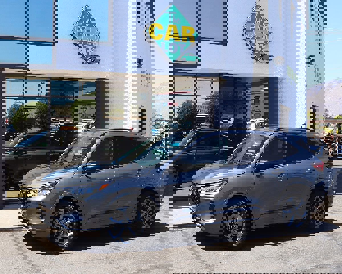 Used 2023 Ford Escape ST-Line image 4