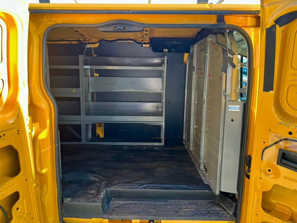Used 2019 Ford Transit 250 130 Low Roof RWD image 9
