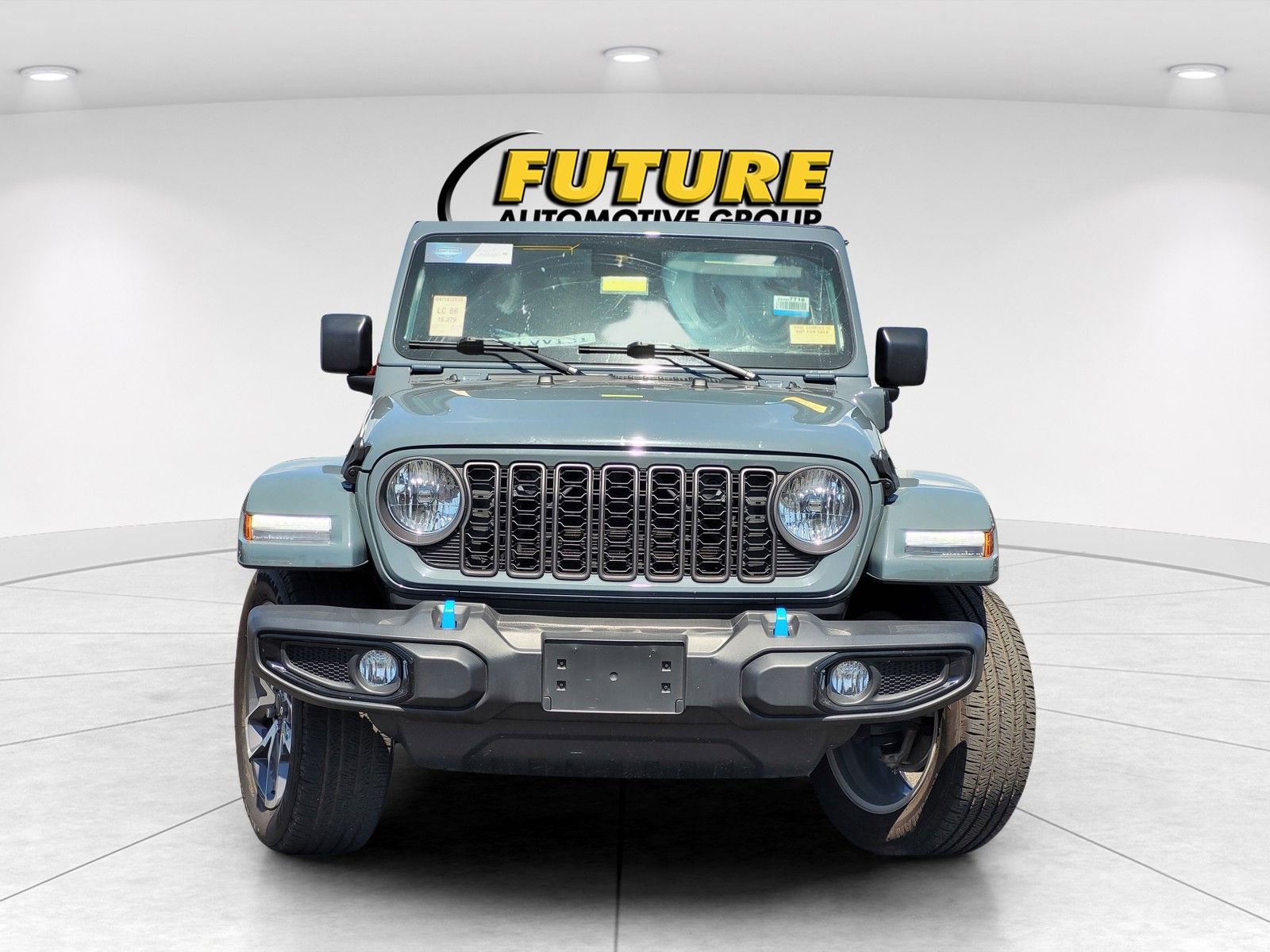 Used 2024 Jeep Wrangler Unlimited AWD/4WD image 4
