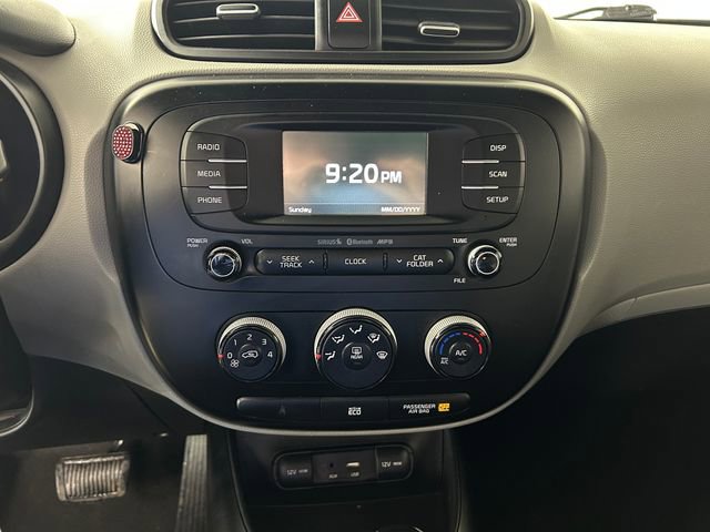 Used 2016 Kia Soul Base w/ Convenience Package image 22