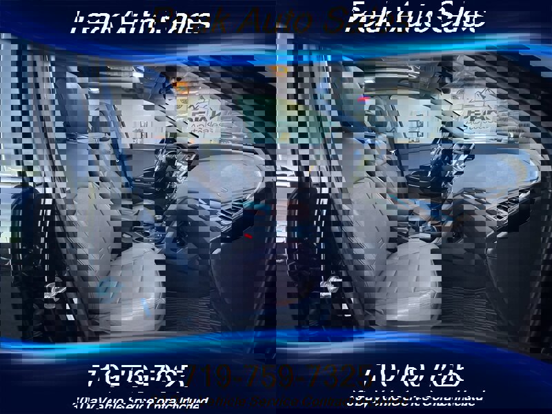 Used 2017 Hyundai Santa Fe Sport w/ Cargo Package image 36