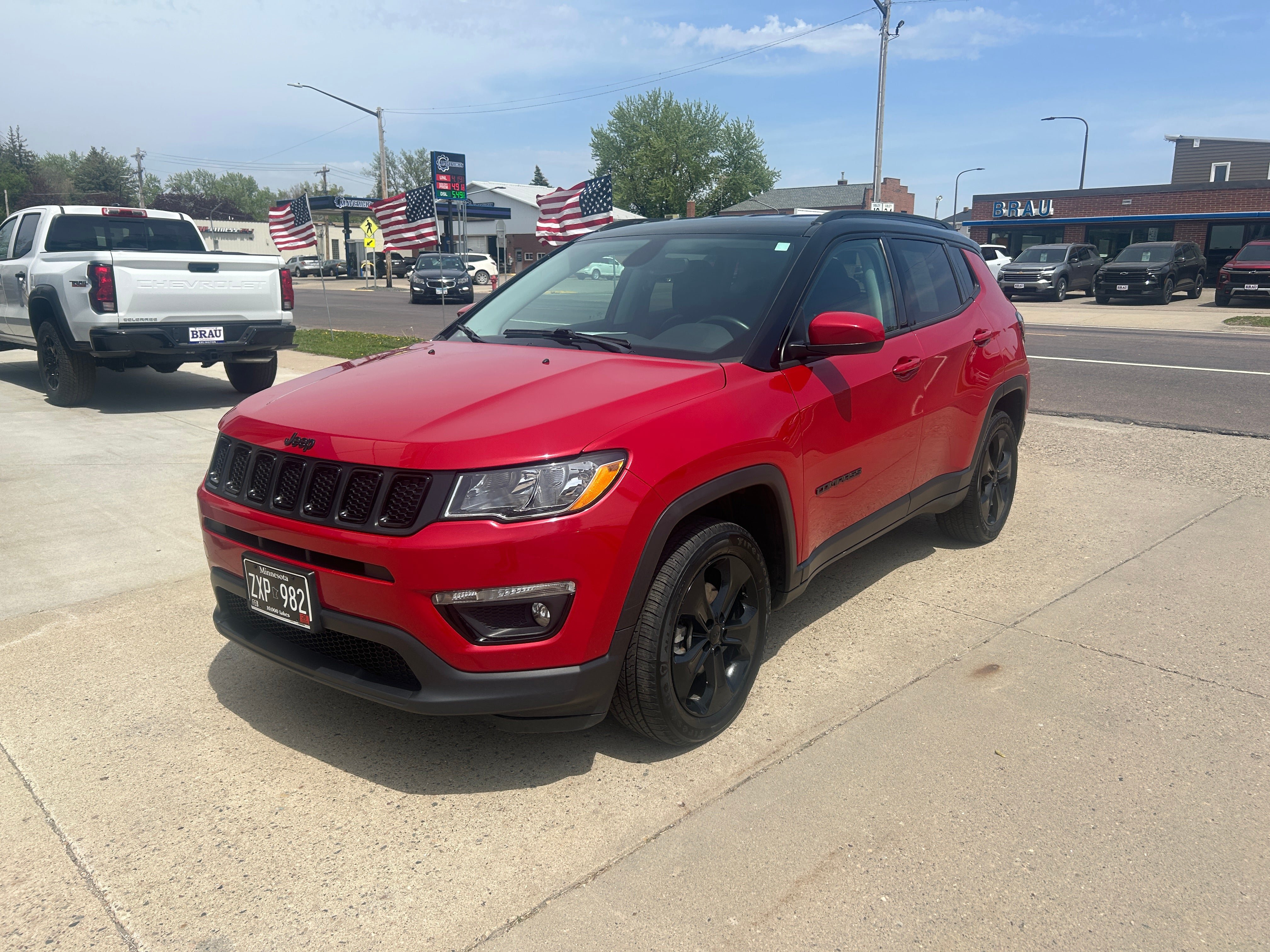 Used 2021 Jeep Compass Latitude AWD/4WD image 2
