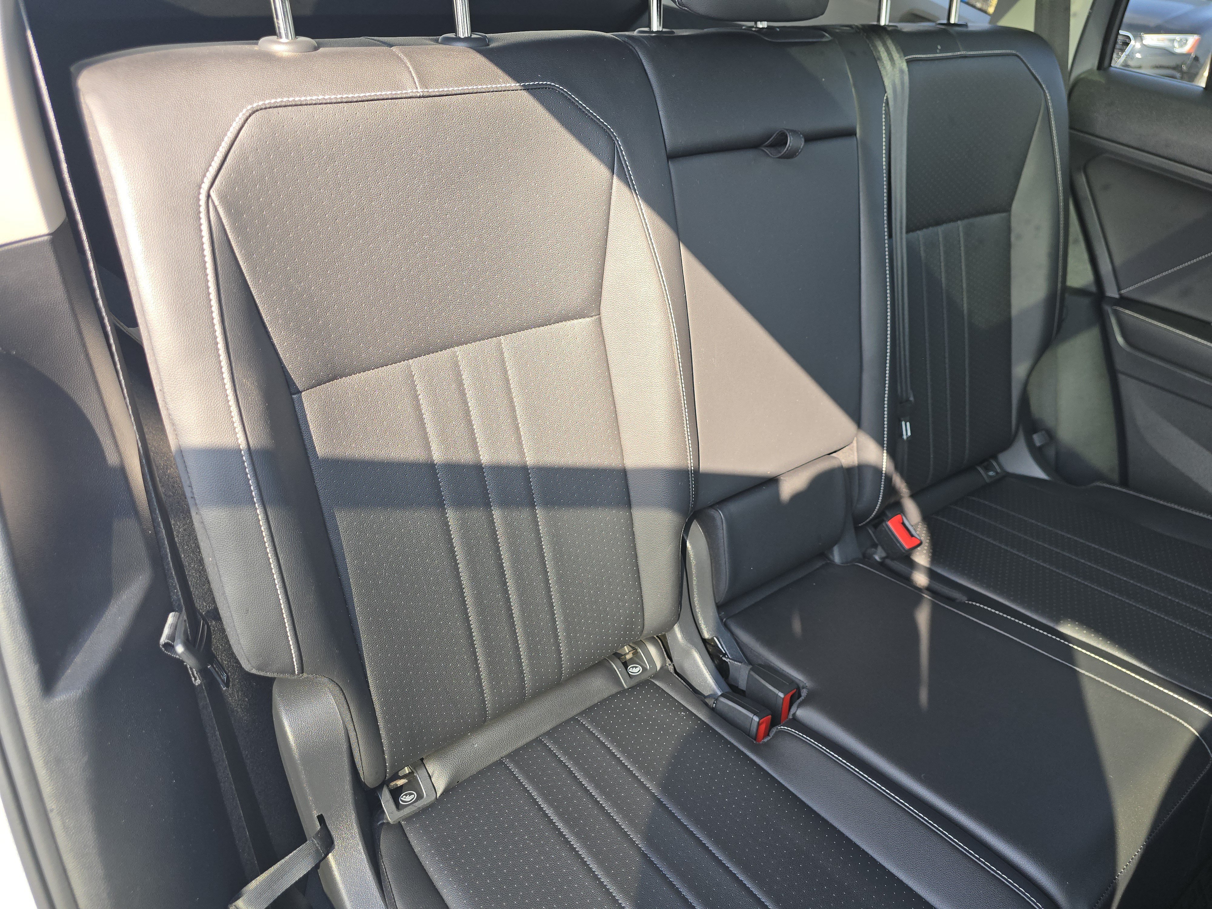 Certified 2024 Volkswagen Tiguan SE AWD/4WD image 19