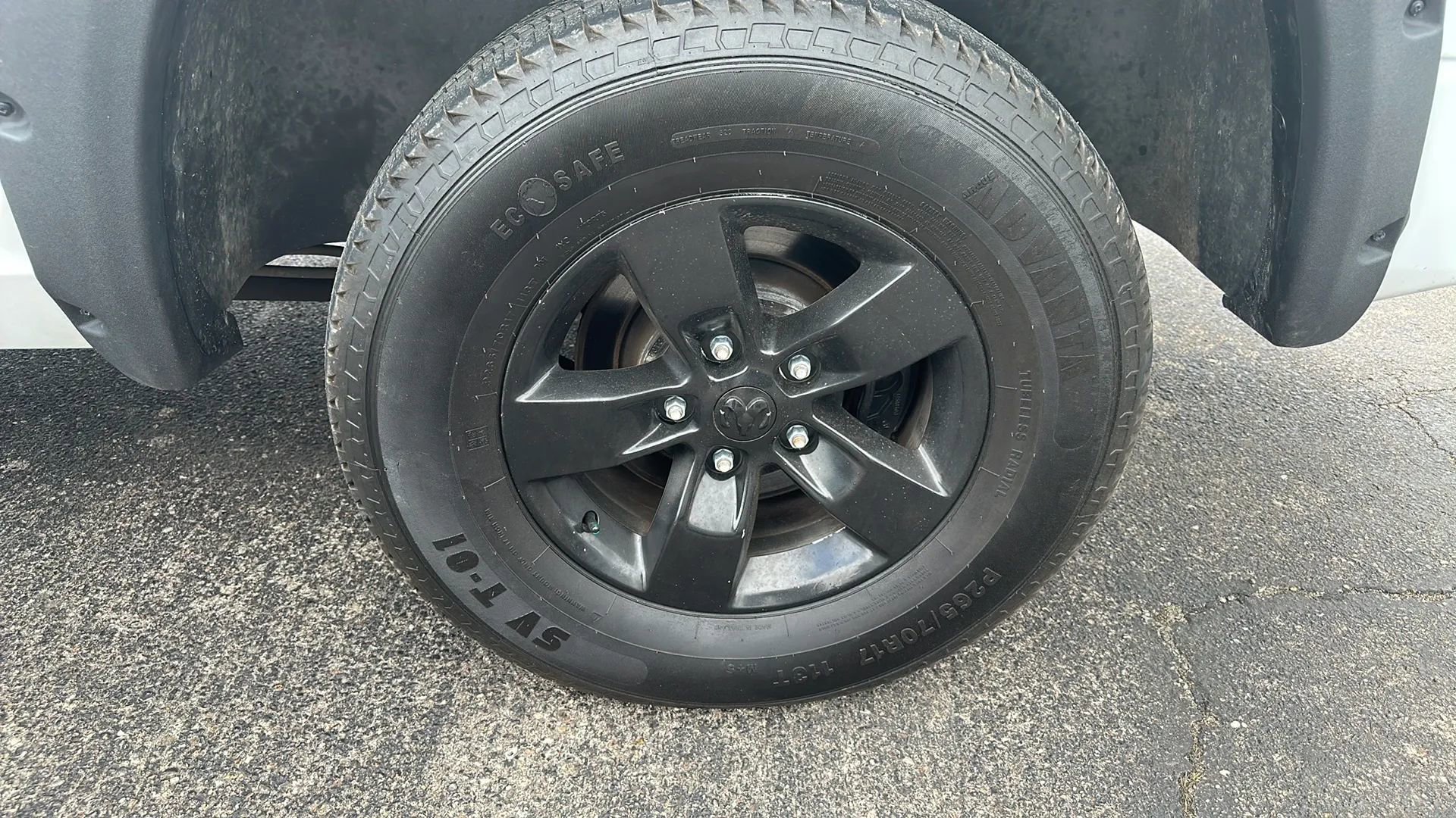 Used 2012 RAM 1500 Classic SLT image 24