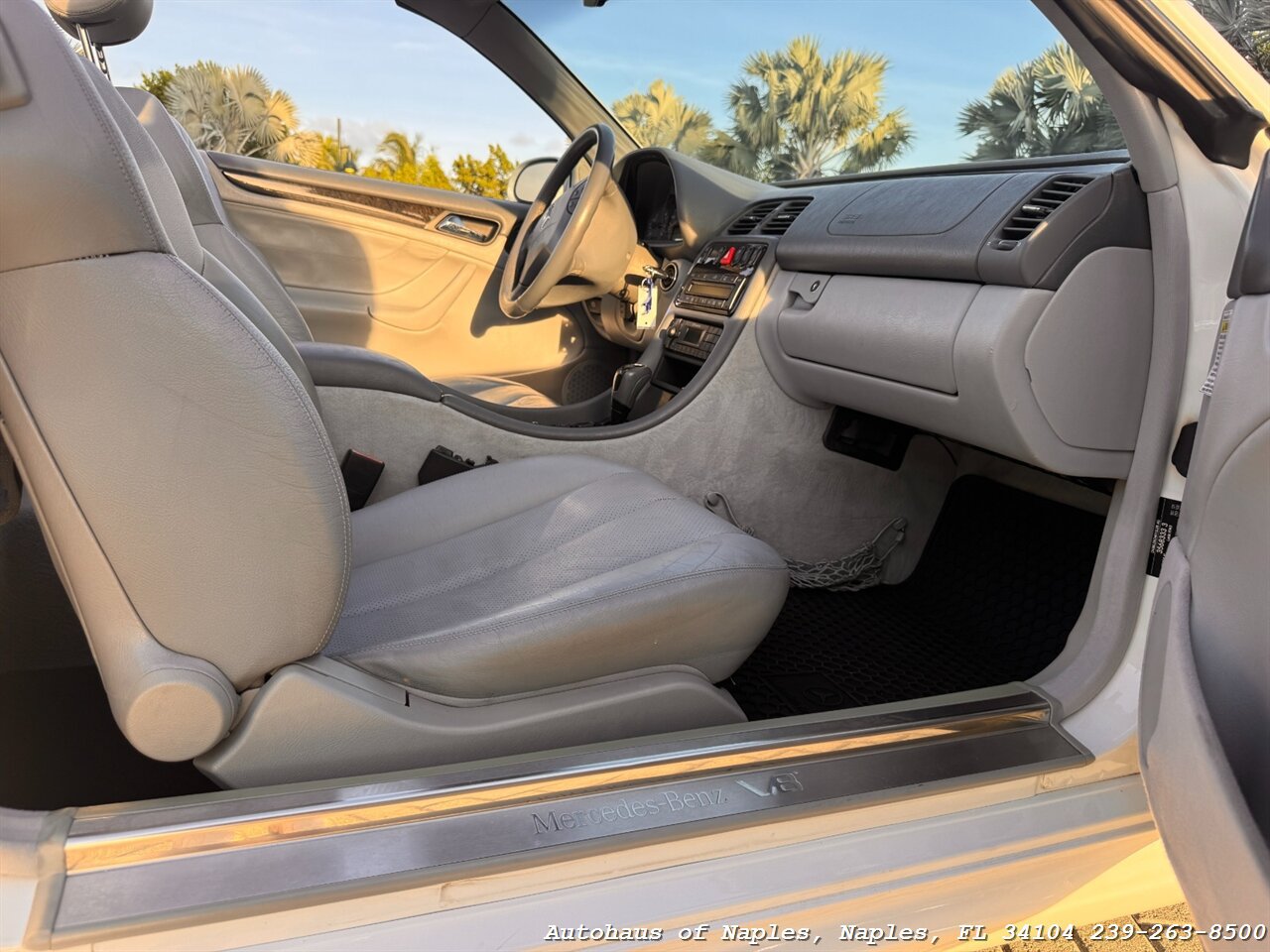 Used 2001 Mercedes-Benz CLK 430 Cabriolet image 25