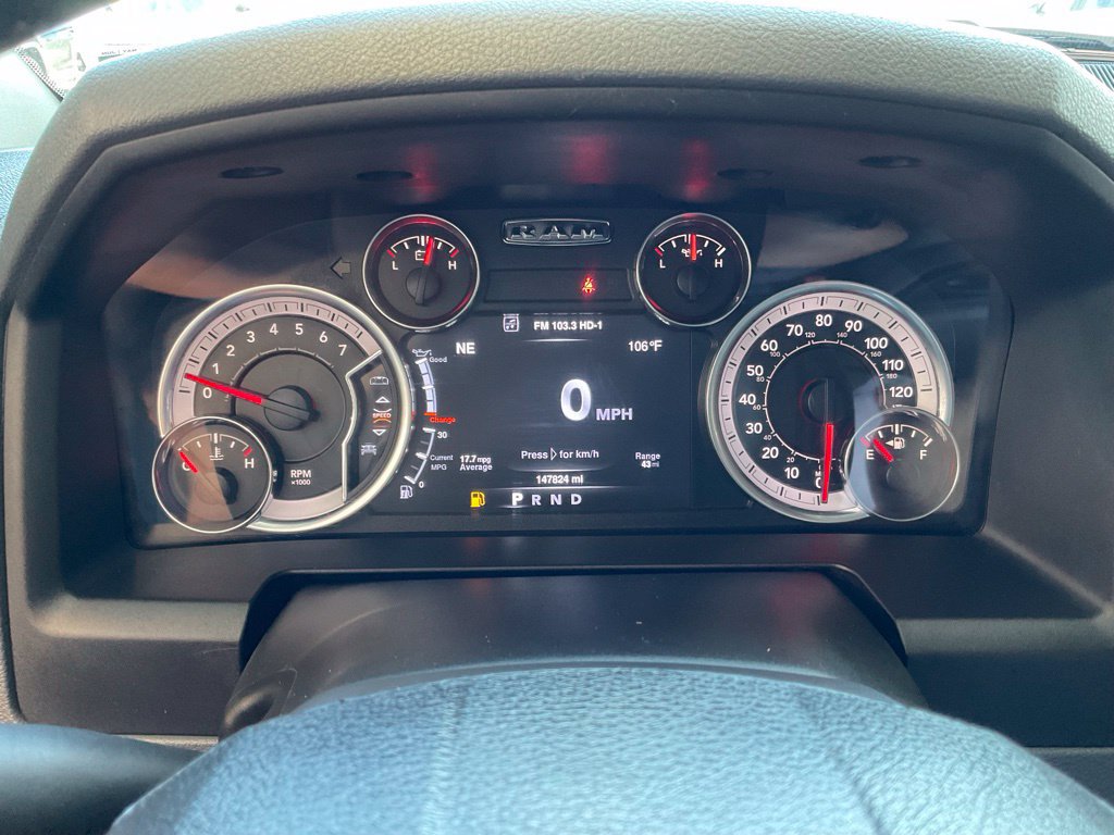 Used 2019 RAM 1500 Classic SLT w/ Luxury Group AWD/4WD image 14