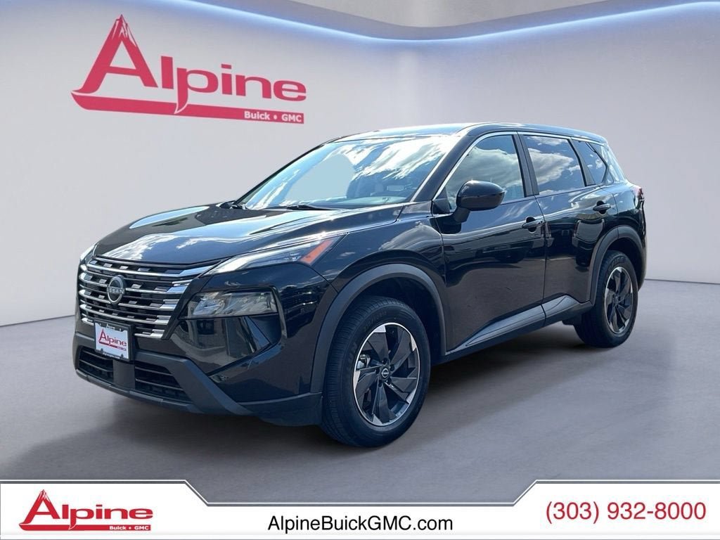 Used 2024 Nissan Rogue SV