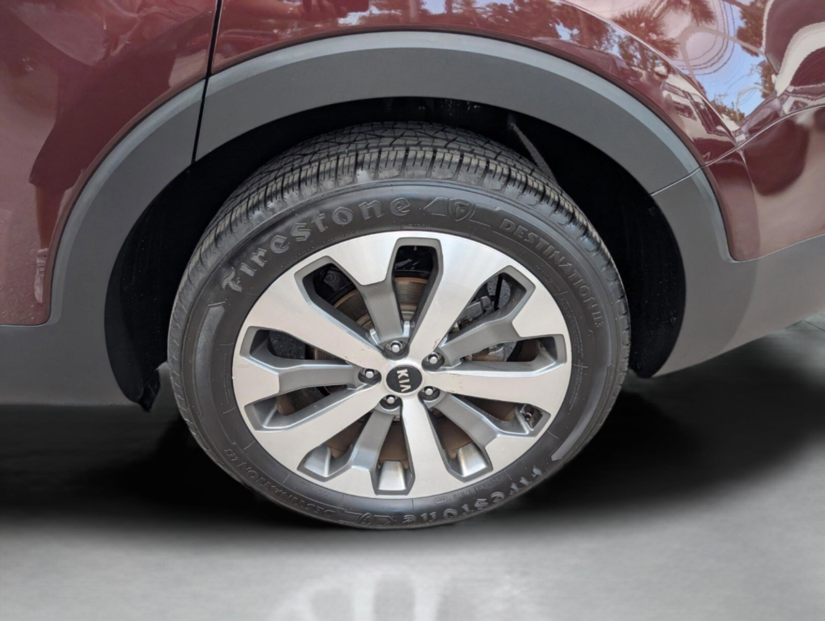 Used 2020 Kia Telluride S w/ S 8 Passenger Seating Package image 19