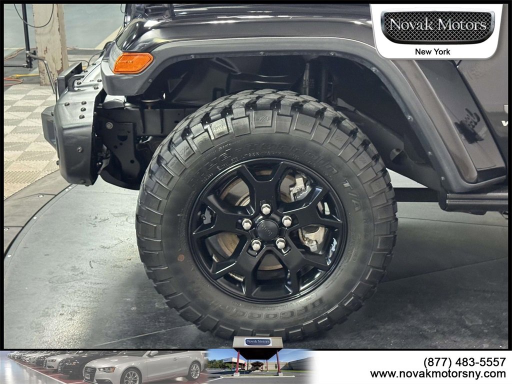 Used 2019 Jeep Wrangler Unlimited Sahara w/ Quick Order Package 24M Moab image 7