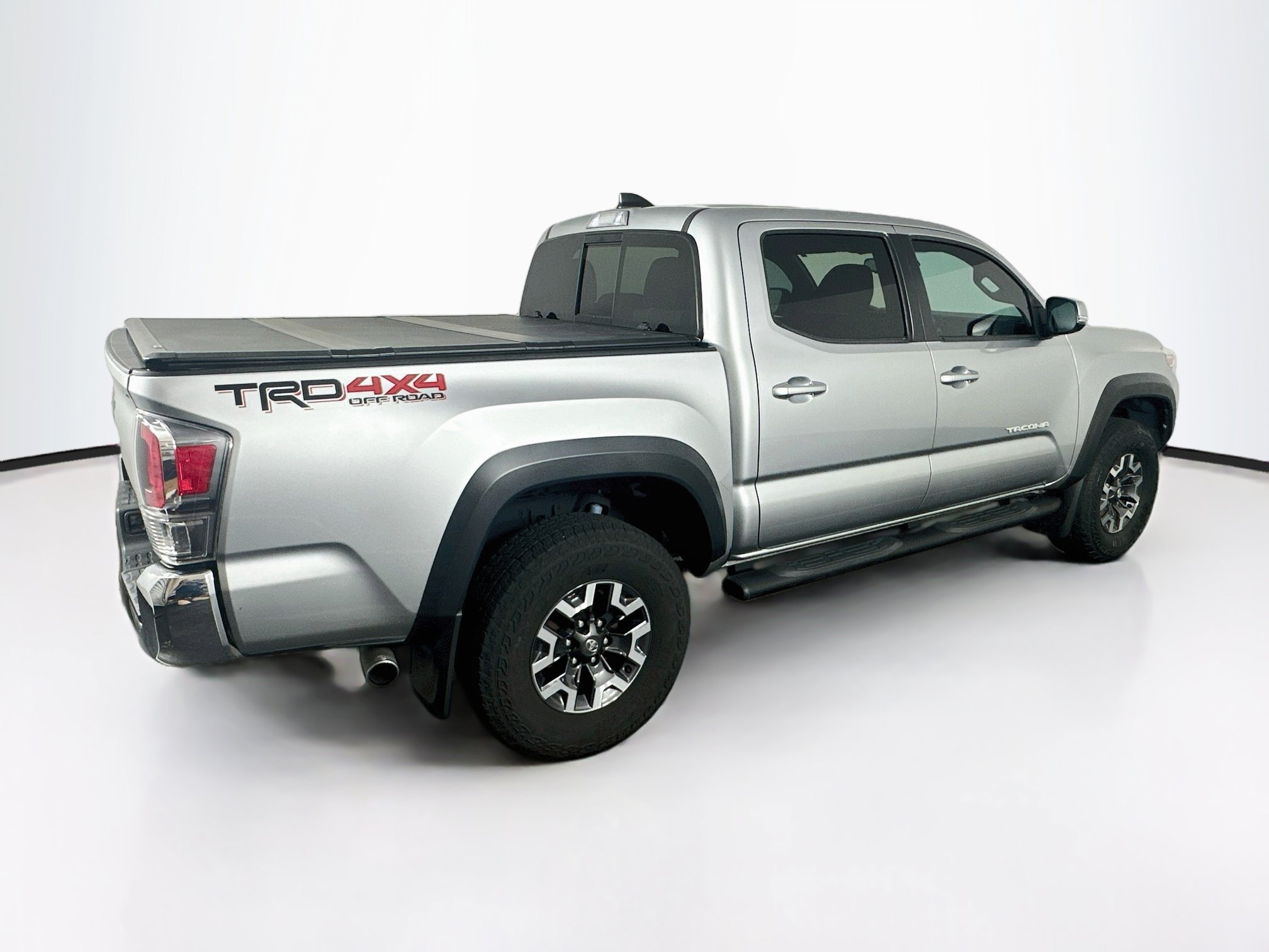 Used 2022 Toyota Tacoma TRD Off-Road AWD/4WD image 9
