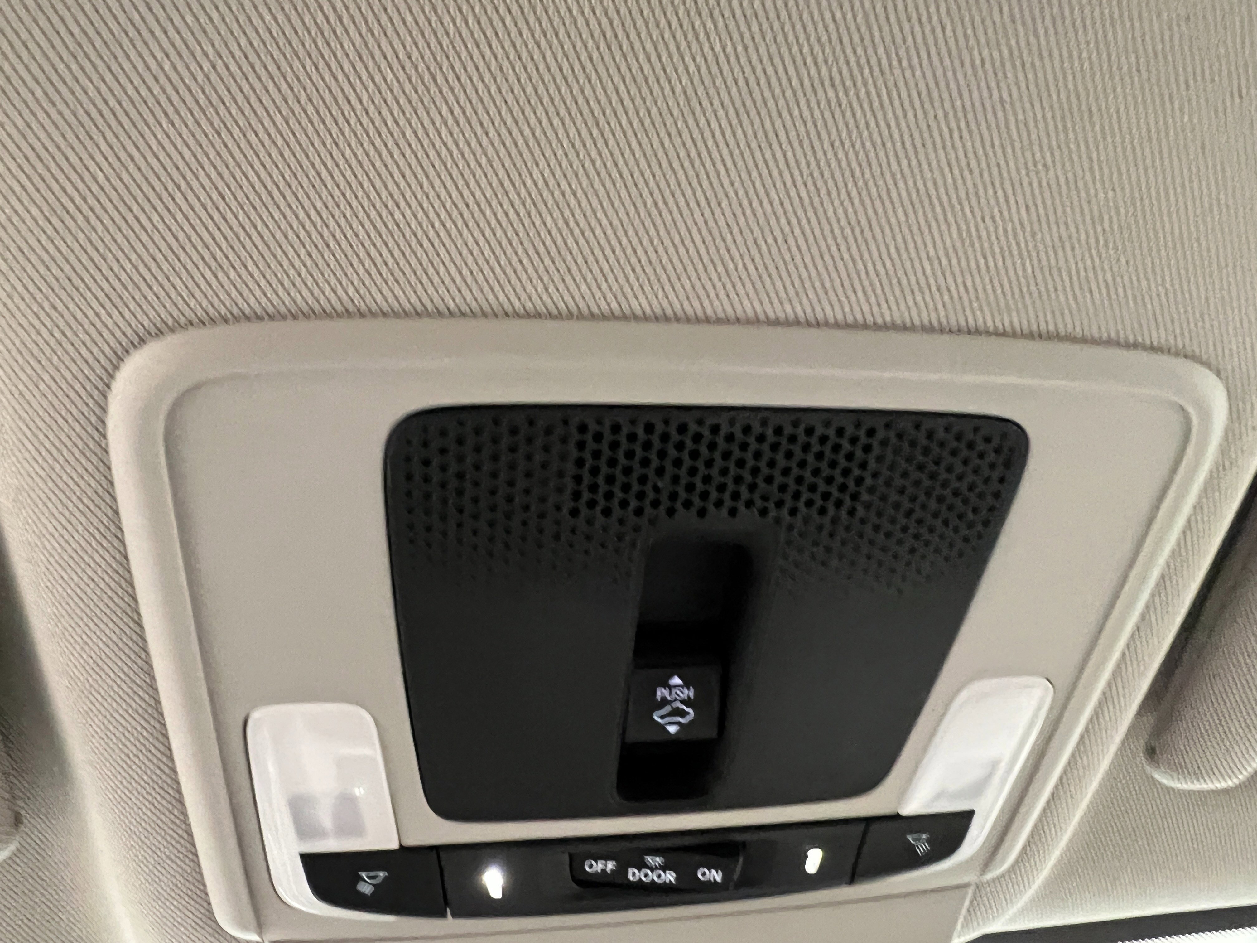 New 2025 Honda HR-V EX-L image 18