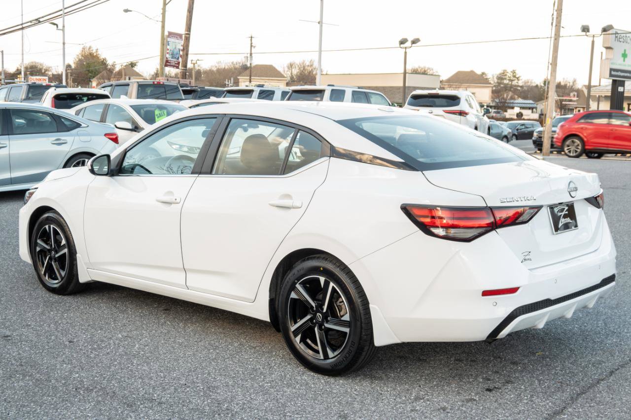 Used 2024 Nissan Sentra SV image 8